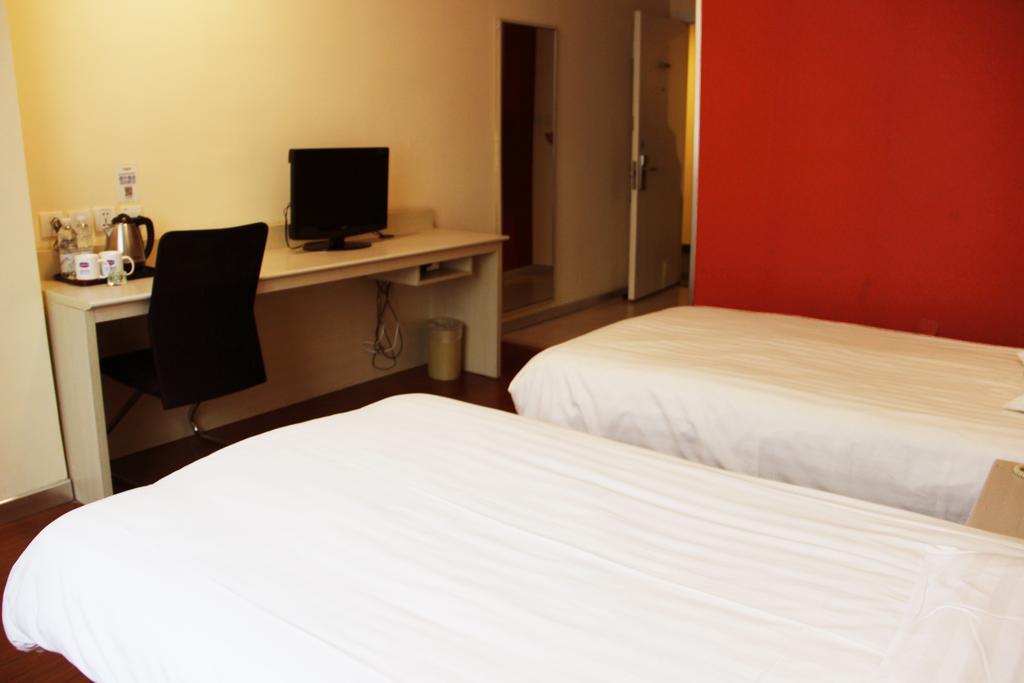 Hanting Hotel Changzhou Railway Station Номер фото